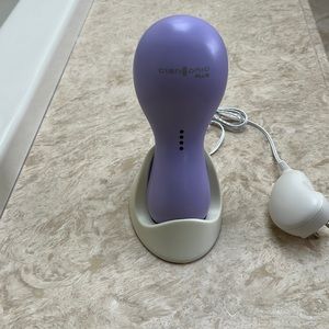Clarisonic plus